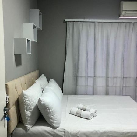 Hostel E Pousada Londrina Rodoviaria Centro Quartos Individuais Com Chave E Wi-Fi Eksteriør billede