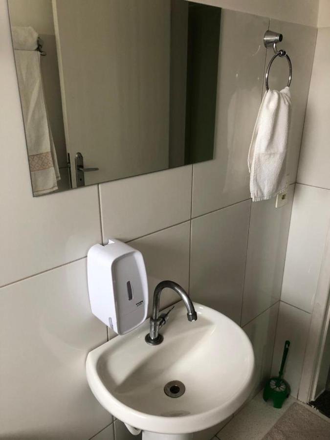 Hostel E Pousada Londrina Rodoviaria Centro Quartos Individuais Com Chave E Wi-Fi Eksteriør billede