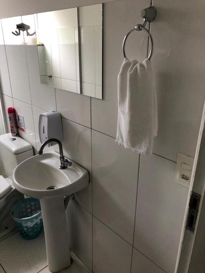 Hostel E Pousada Londrina Rodoviaria Centro Quartos Individuais Com Chave E Wi-Fi Eksteriør billede